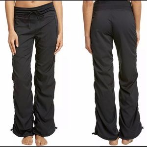 NWT•Marika Drawcord Dry-Wik Pants Yoga Athleisure
